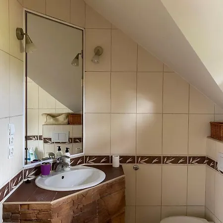 W Twardorzeczce Sienna (Zywiec)